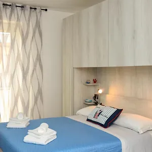 https://bb-lamarina.in-sardinia.net